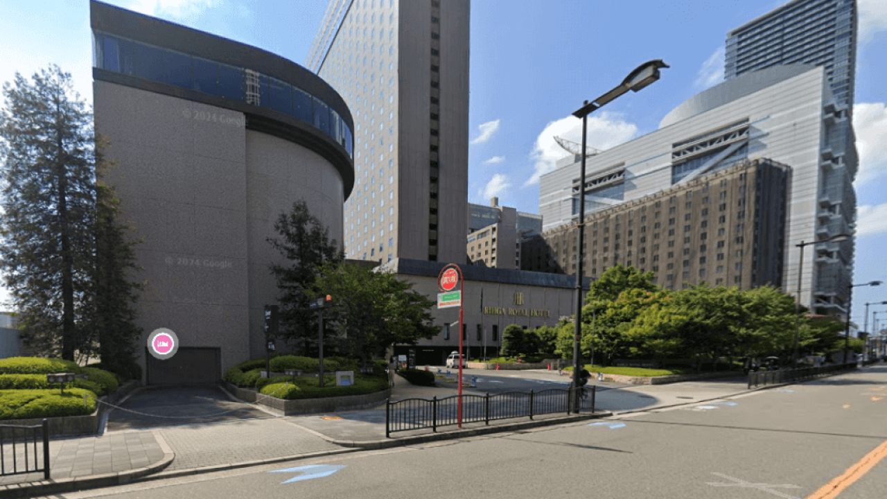 大手ホテルチェーンのスタッフ接遇研修イメージ