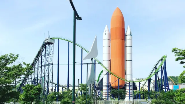 テーマパークスタッフ研修イメージ